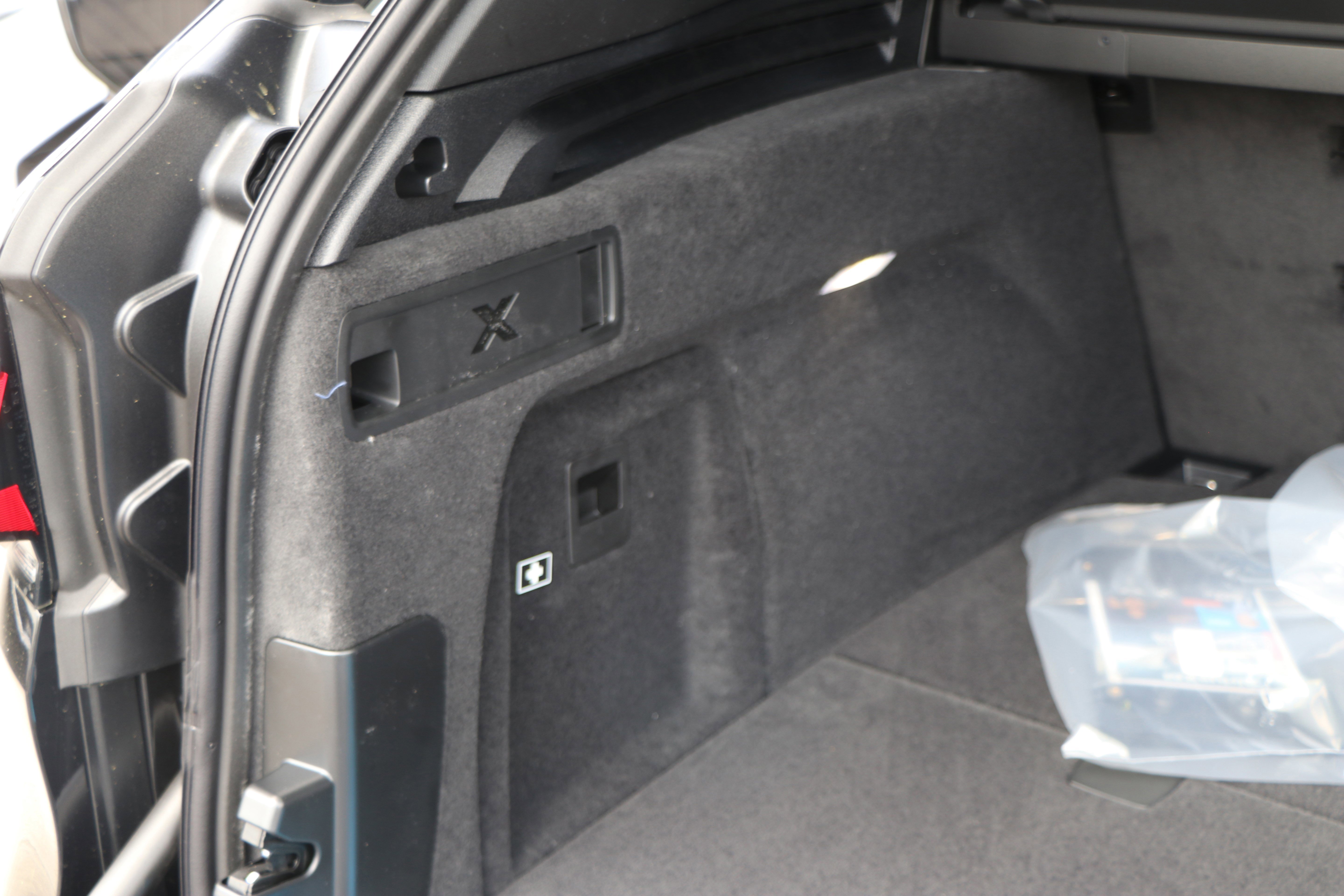 Certified 2025 BMW X5 xDrive50e w/ Parking Assistance Package image 39