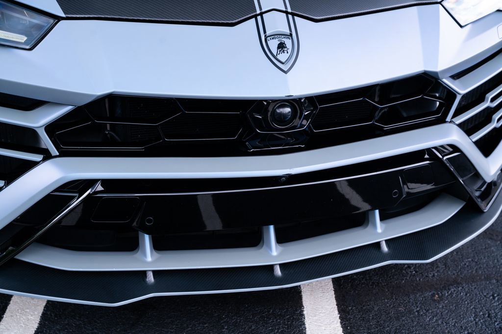 Used 2022 Lamborghini Urus AWD/4WD image 6