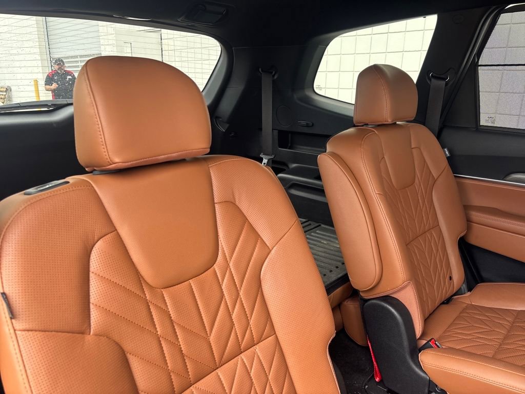 Used 2023 Kia Telluride EX X-Line image 29