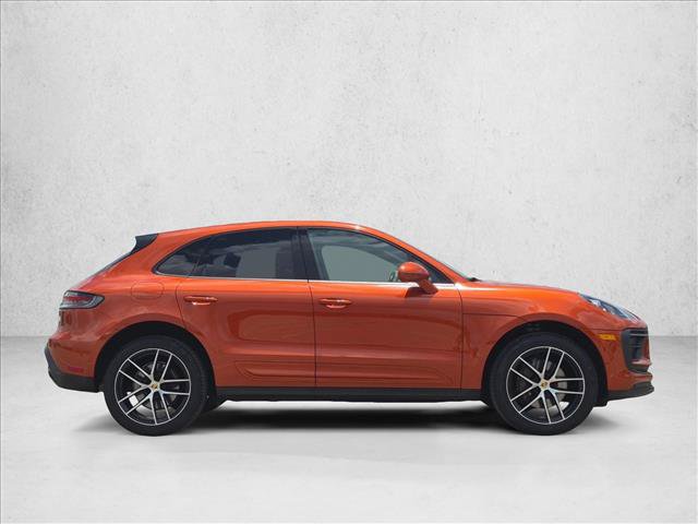 Used 2022 Porsche Macan AWD/4WD image 4