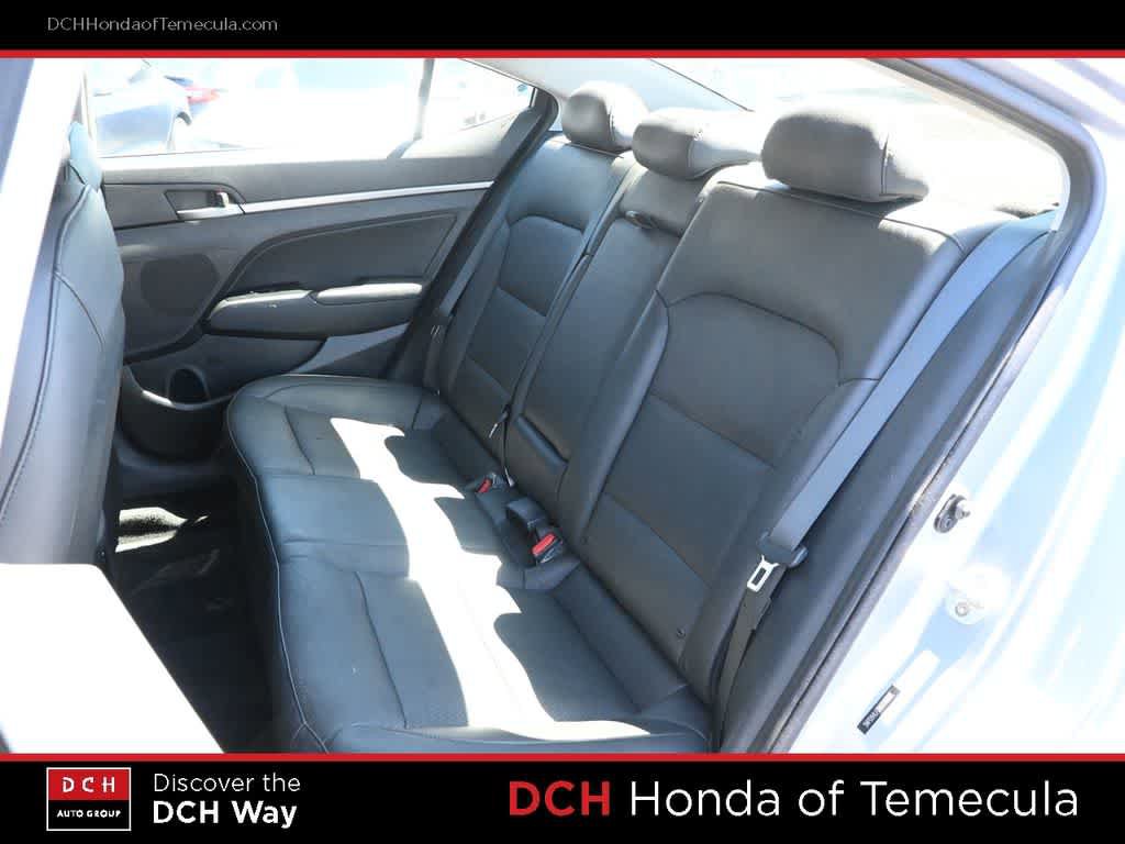 Used 2017 Hyundai Elantra Limited w/ Limited Tech Package 04 FWD image 19