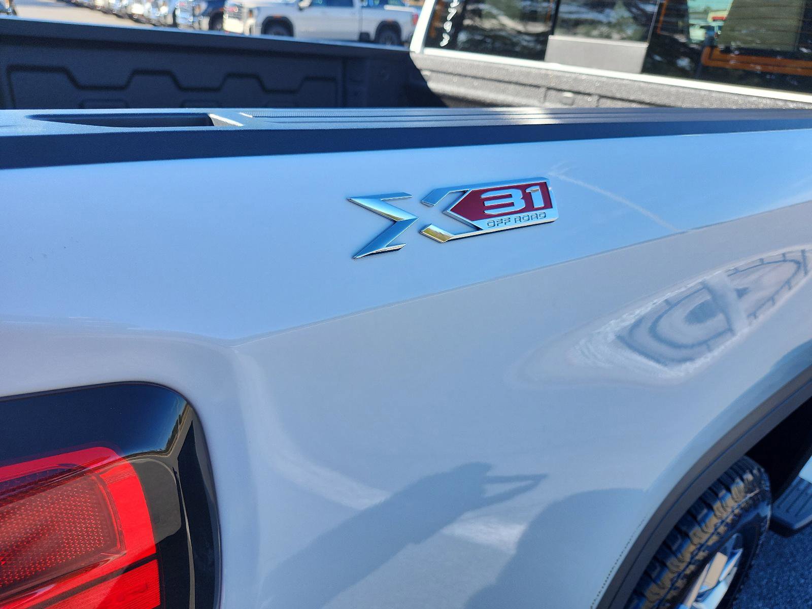 Certified 2024 GMC Sierra 1500 SLT w/ SLT Premium Plus Package image 5