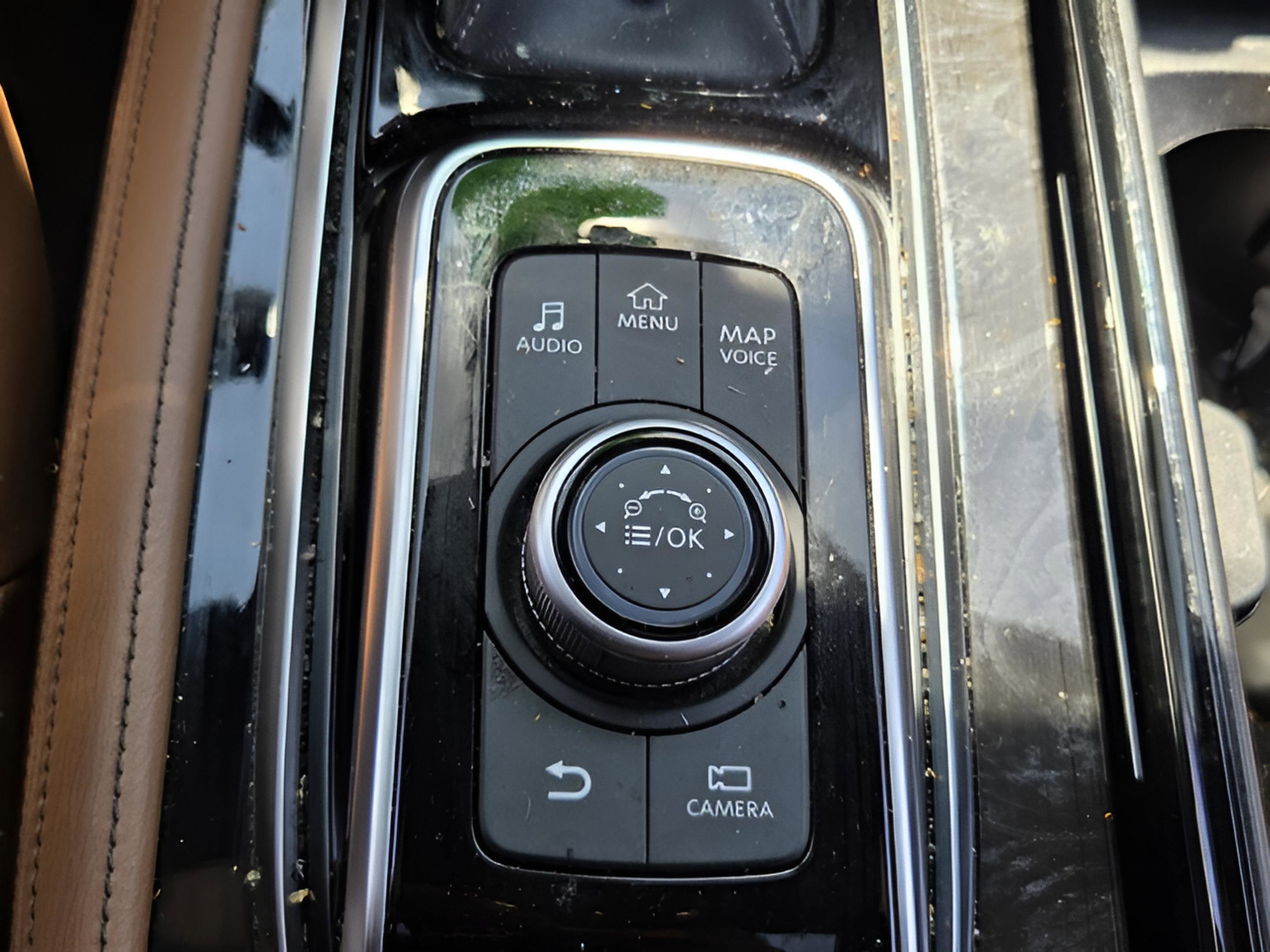 Used 2024 INFINITI QX80 Sensory RWD image 16