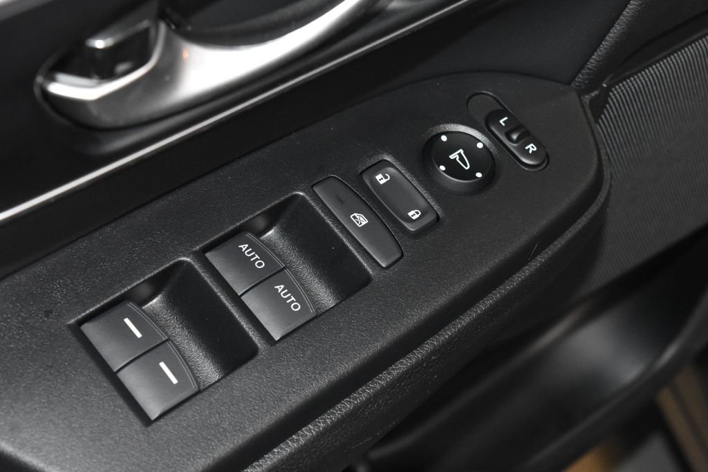 Used 2021 Honda CR-V EX-L image 6