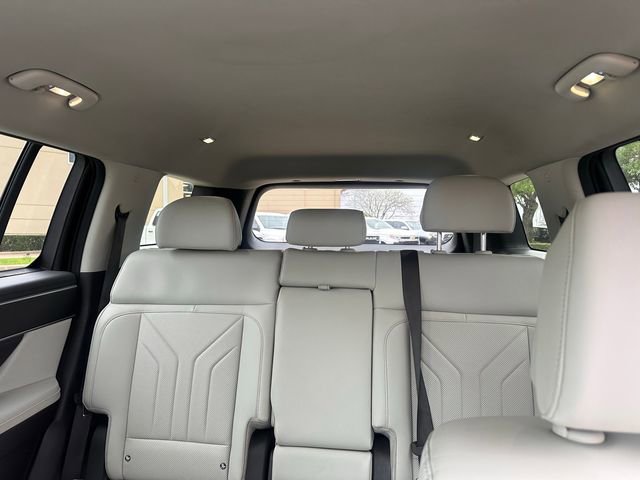 Used 2025 Hyundai Santa Fe SEL image 19