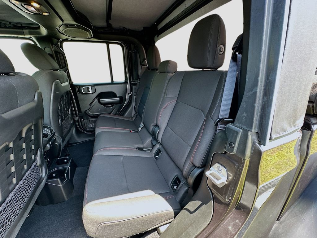 Used 2020 Jeep Gladiator Rubicon image 24