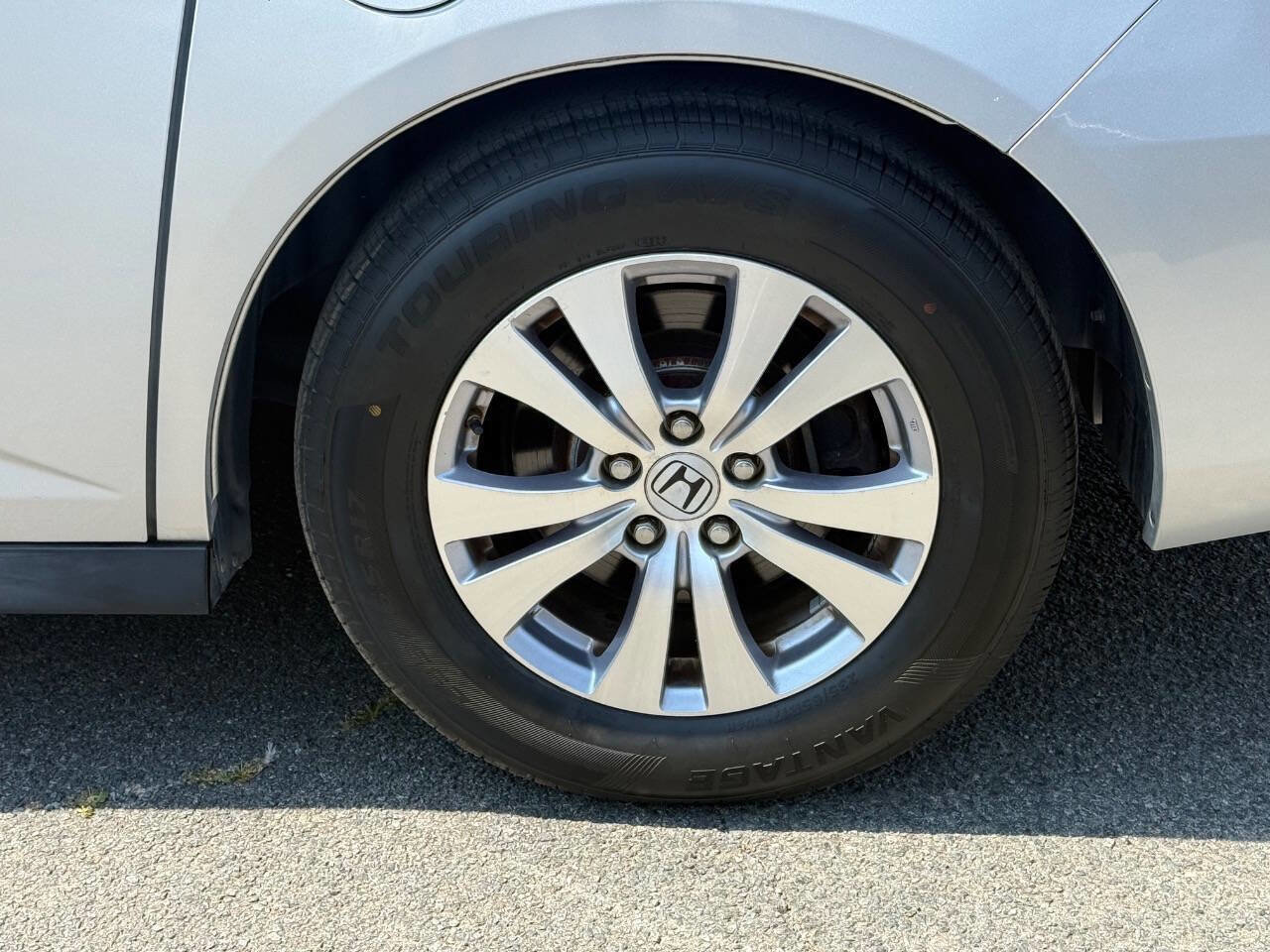 Used 2014 Honda Odyssey EX image 30