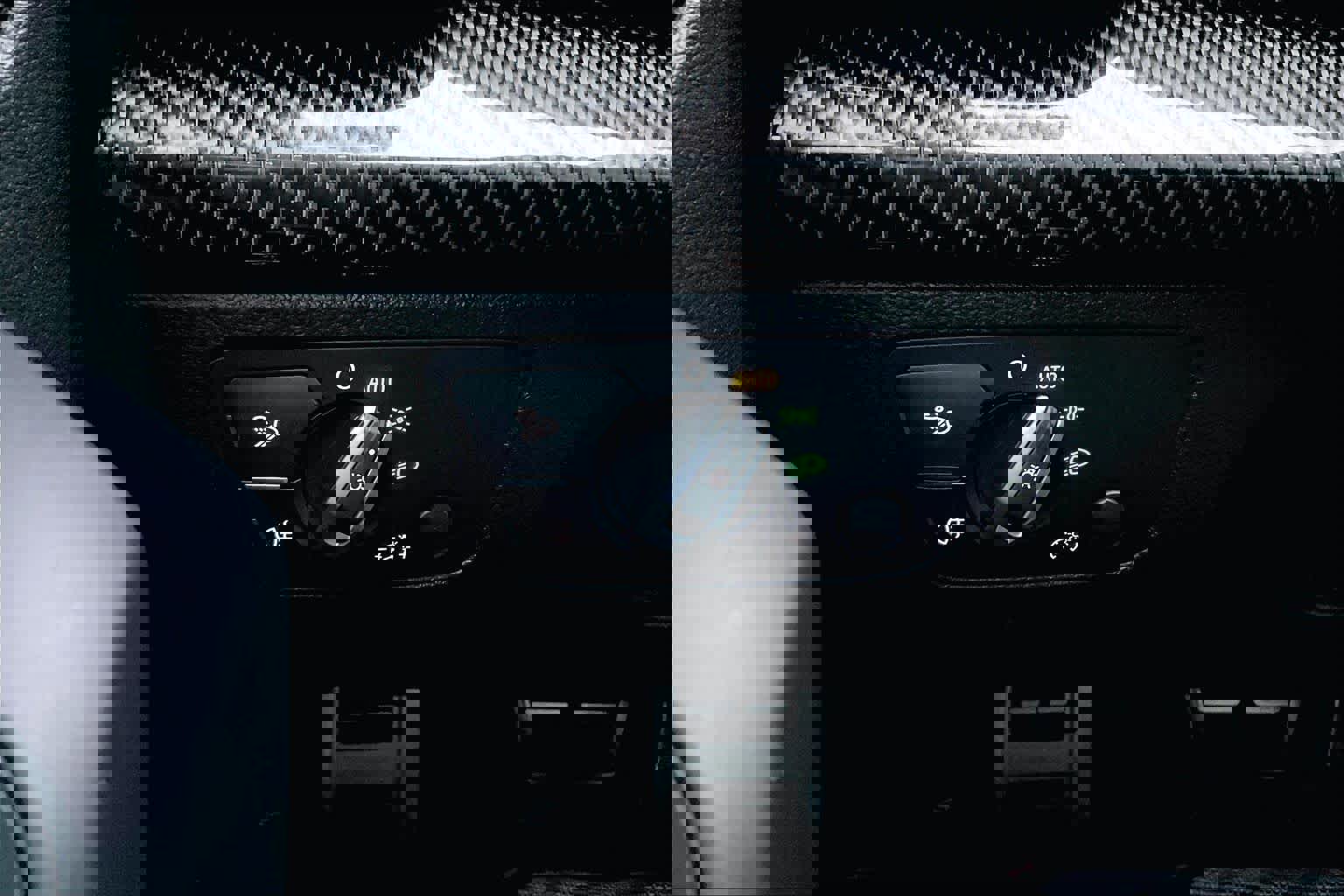 Used 2022 Audi SQ5 Premium image 36