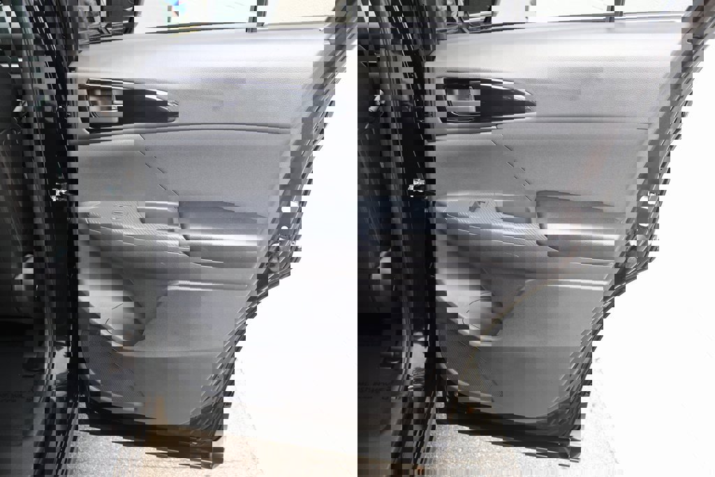 Used 2024 Mitsubishi Eclipse Cross ES image 11