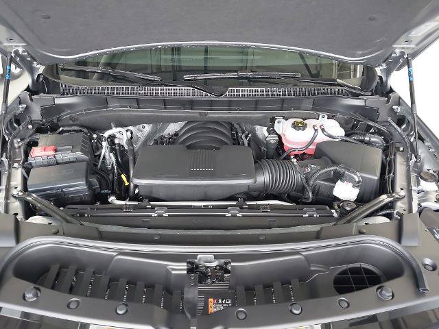 New 2026 Chevrolet Suburban Premier w/ Sun And Tow Package AWD/4WD image 30
