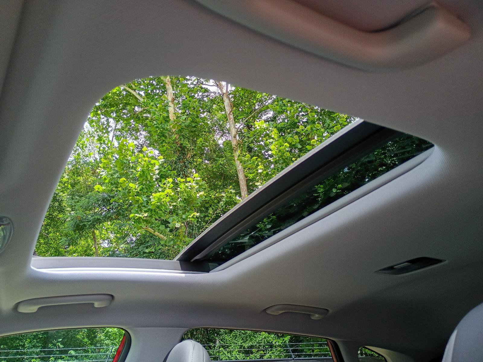 New 2026 Hyundai Kona Limited FWD image 18