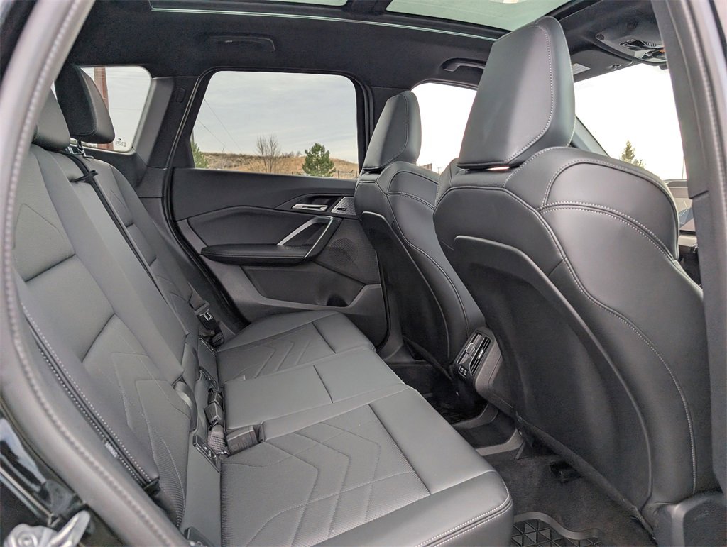 Certified 2025 BMW X1 xDrive28i w/ Technology Package image 19