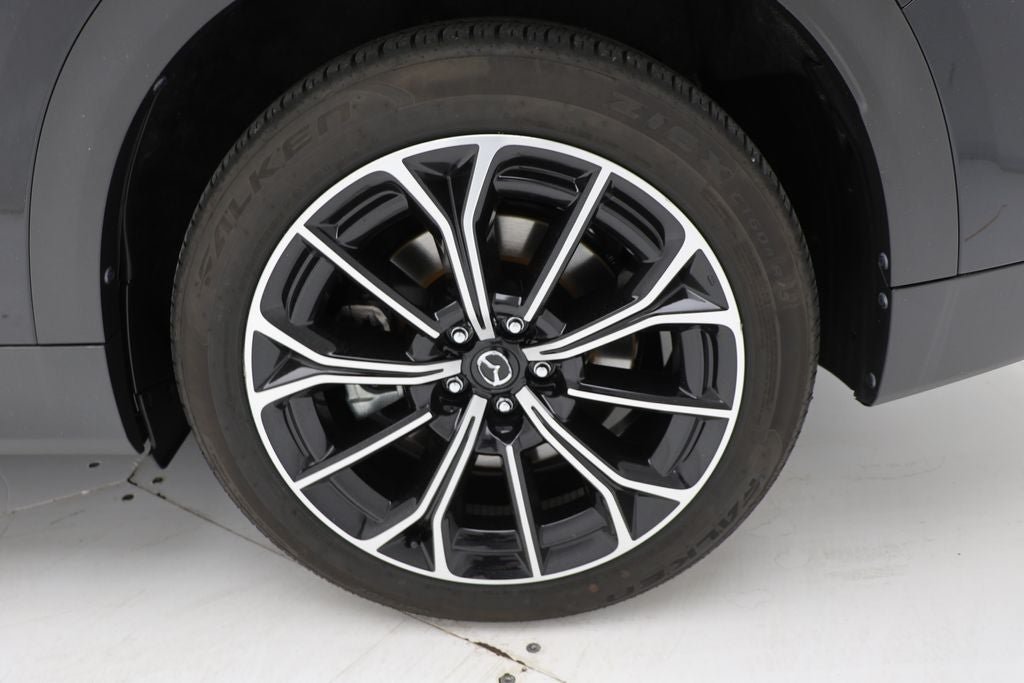 Used 2025 MAZDA CX-70 Plug-In Hybrid w/ Premium Plus AWD/4WD image 10