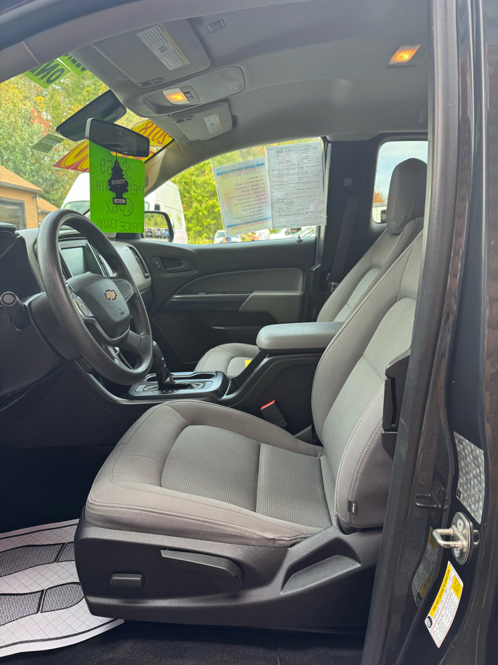 Used 2018 Chevrolet Colorado W/T w/ WT Convenience Package image 7