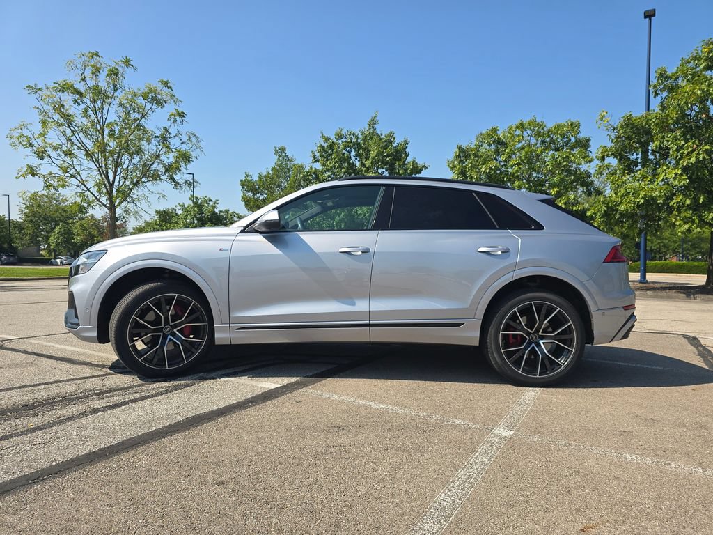 Used 2021 Audi Q8 Premium Plus AWD/4WD image 13
