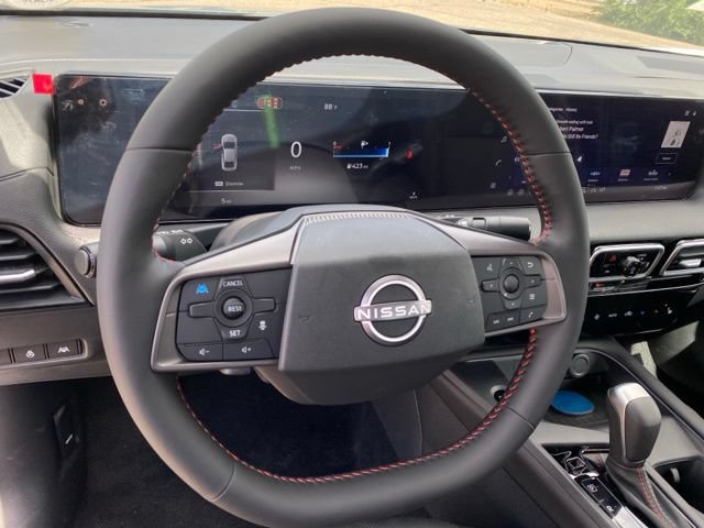 New 2027 Nissan Sentra SR w/ SR Premium Package FWD image 12