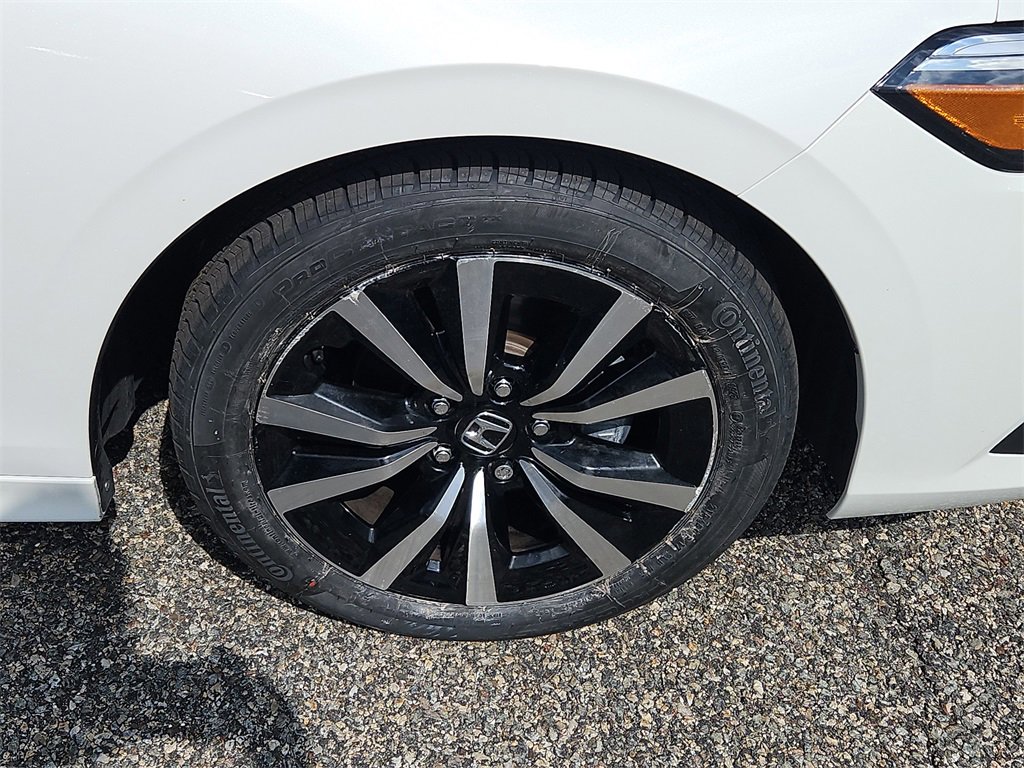 Certified 2024 Honda Civic EX image 10