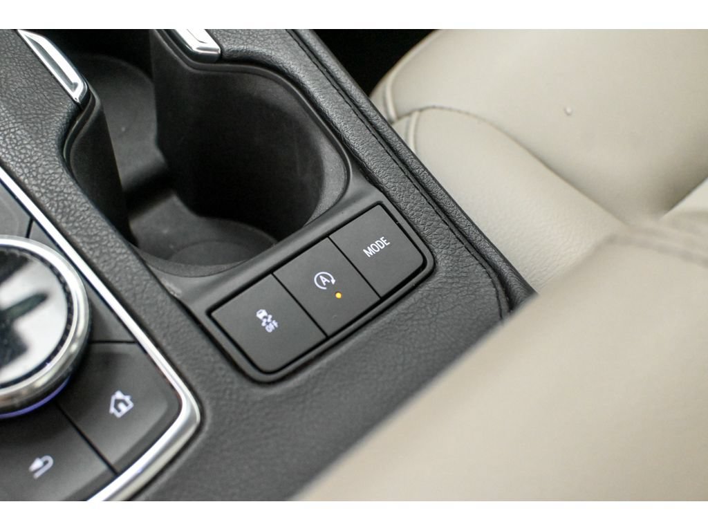 Used 2020 Cadillac XT4 Luxury w/ Cold Weather Package AWD/4WD image 42