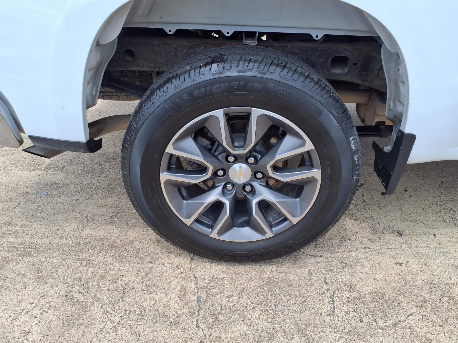 Used 2023 Chevrolet Silverado 1500 LT RWD image 28