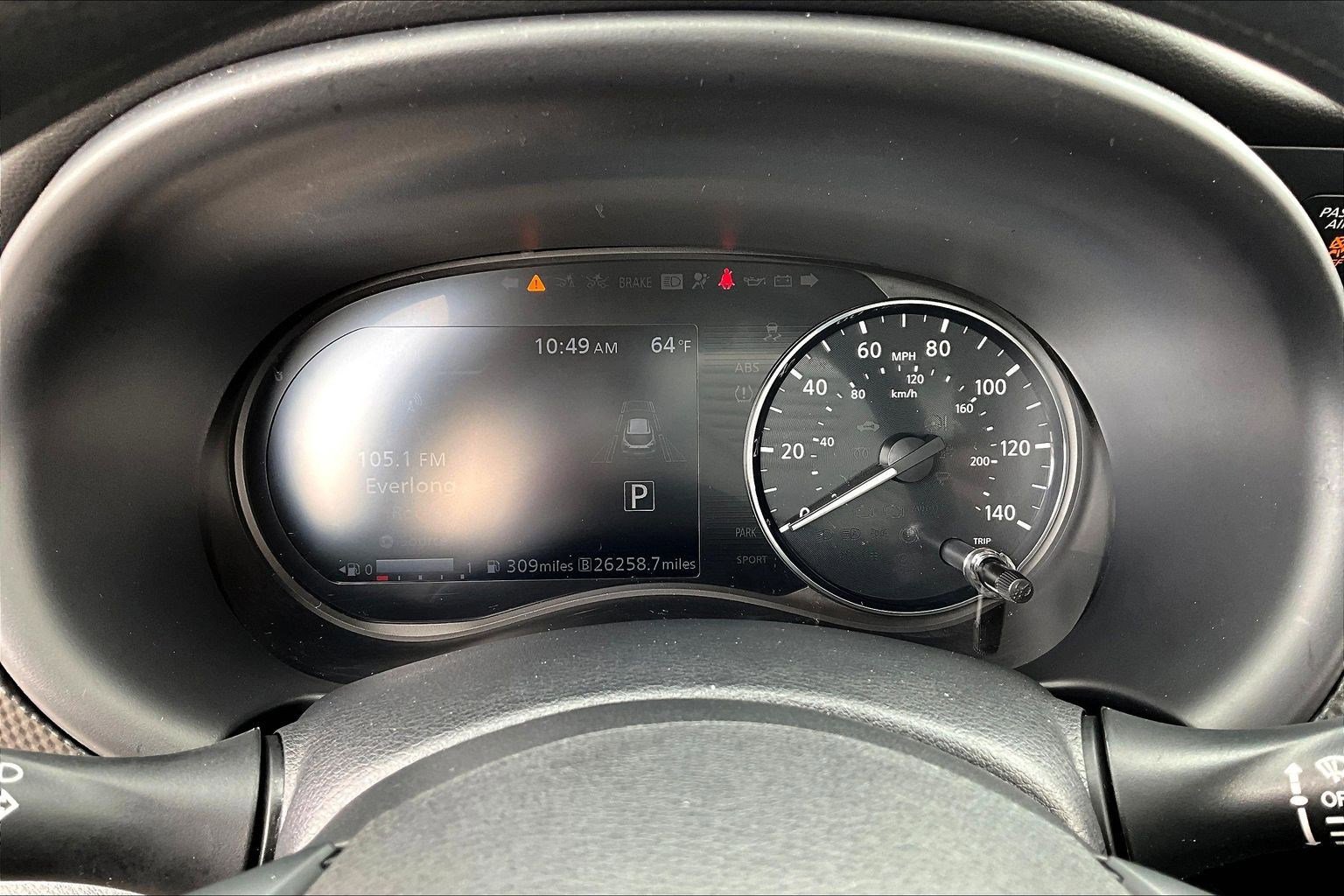 Used 2024 Nissan Kicks SV image 14