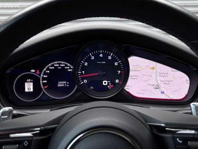 Certified 2023 Porsche Panamera Platinum Edition image 17