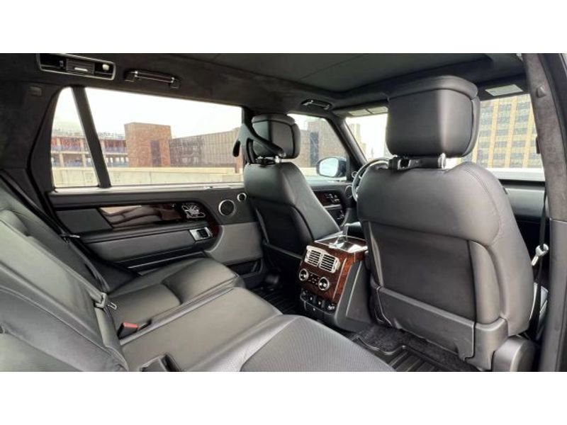 Used 2019 Land Rover Range Rover Long Wheelbase Supercharged image 20