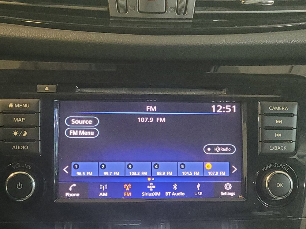 Used 2019 Nissan Rogue Sport SL w/ Premium Package FWD image 25