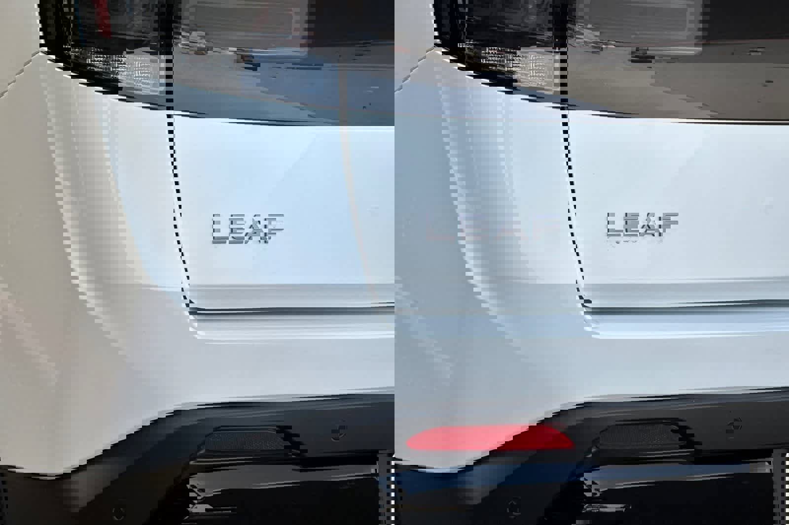 New 2026 Nissan Leaf Platinum+ image 32