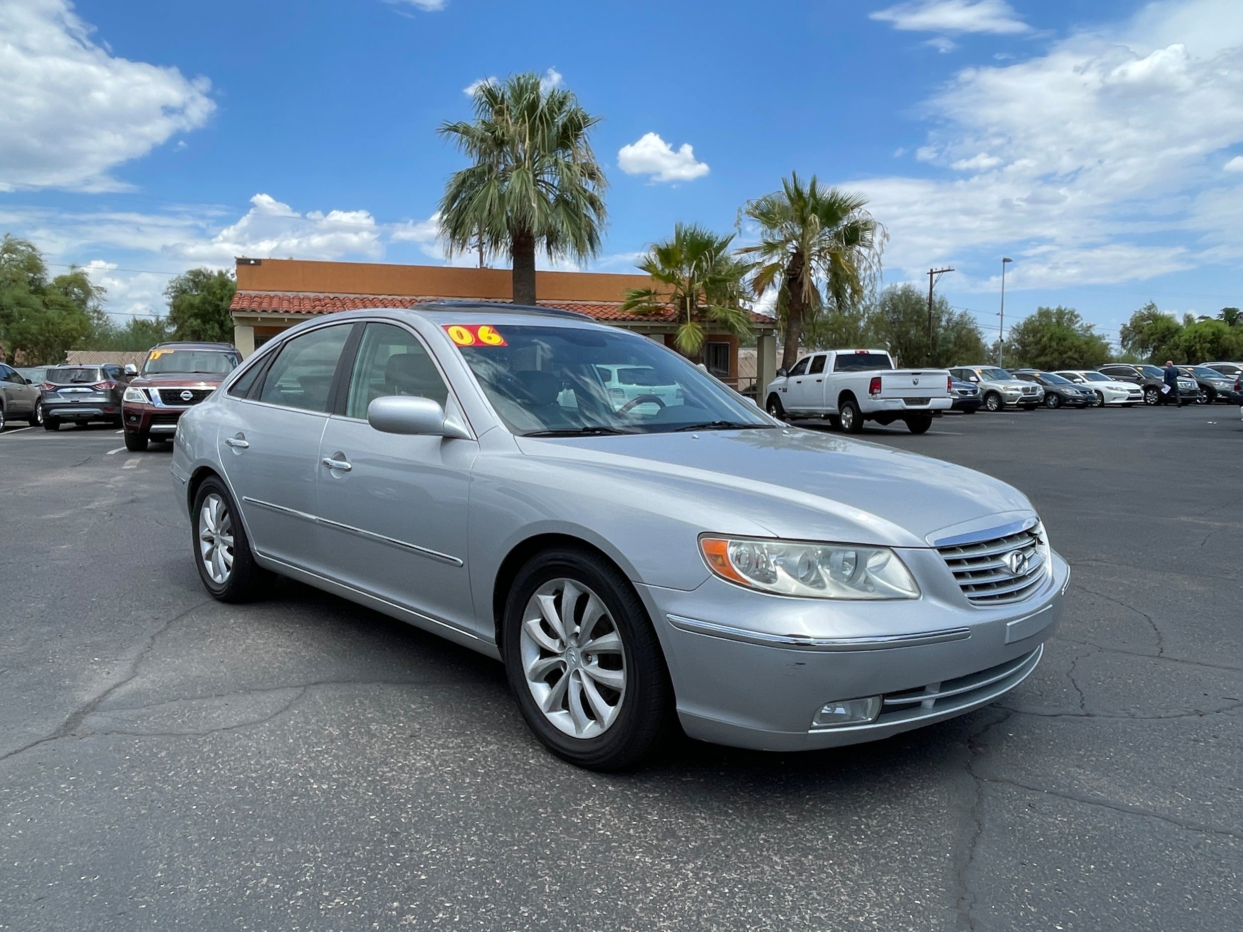 Used 2006 Hyundai Azera Limited FWD image 7