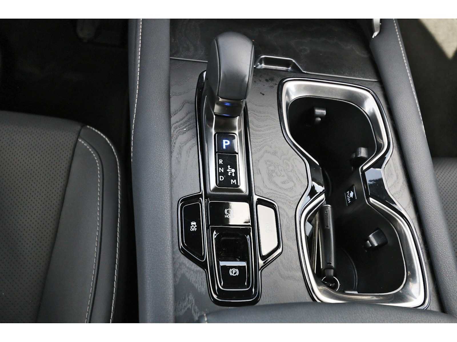 Used 2025 Lexus RX 350 Premium w/ Convenience Package FWD image 25