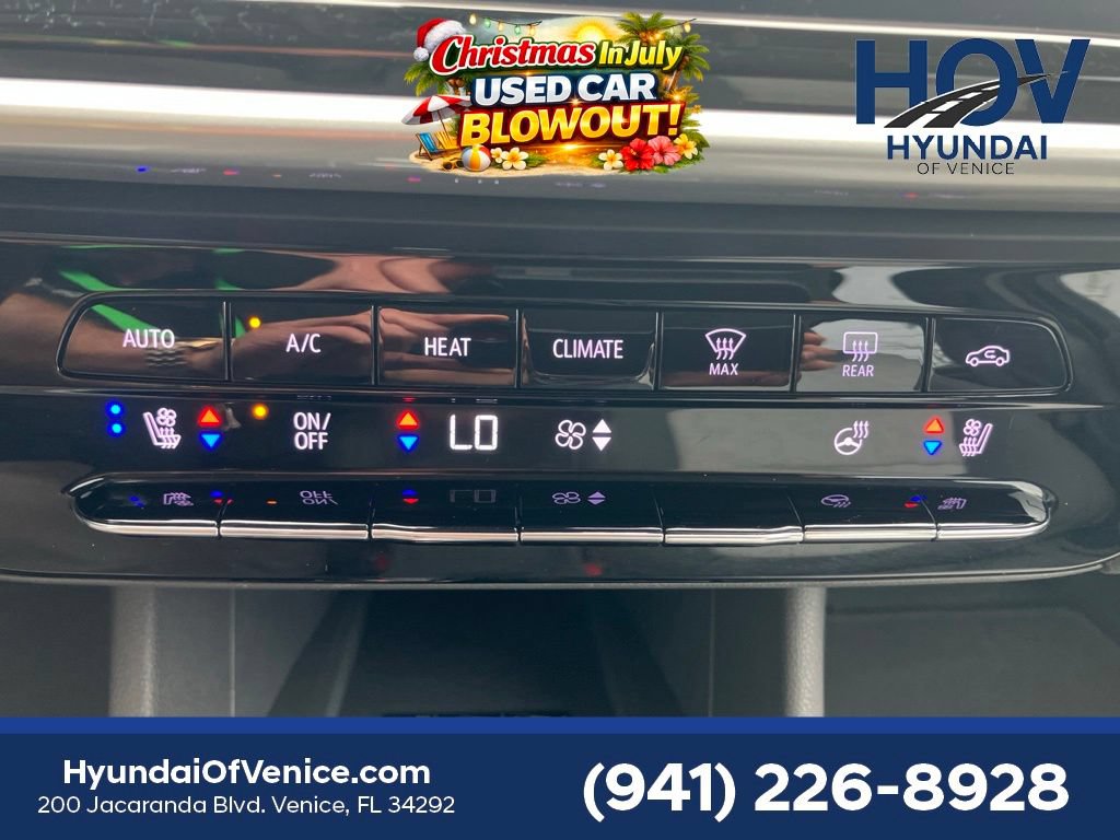 Used 2023 Chevrolet Bolt EUV Premier w/ Sun & Sound Package FWD image 16