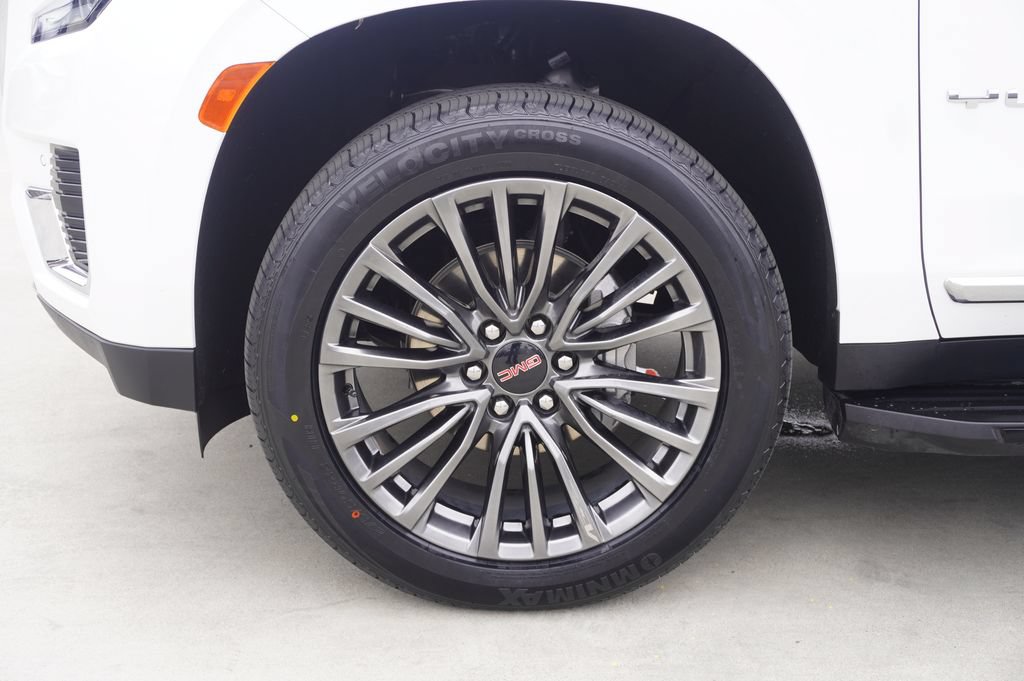 Used 2023 GMC Yukon SLT w/ SLT Premium Package RWD image 28
