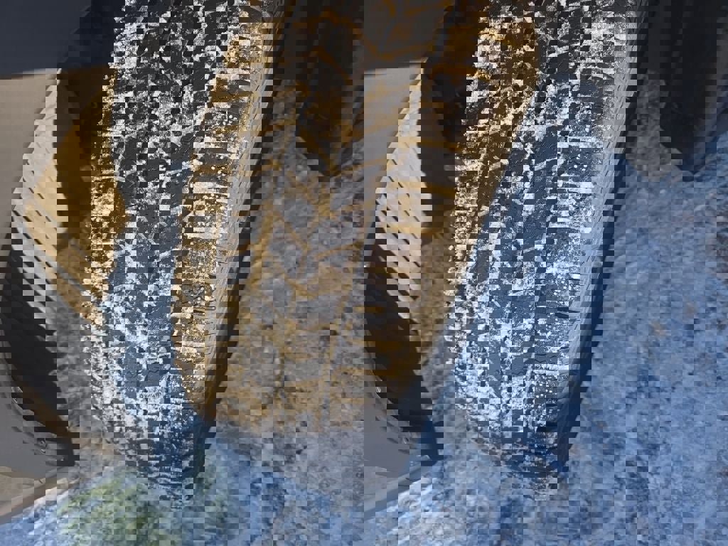 Used 2023 Subaru Outback Touring w/ Popular Package #2 image 10