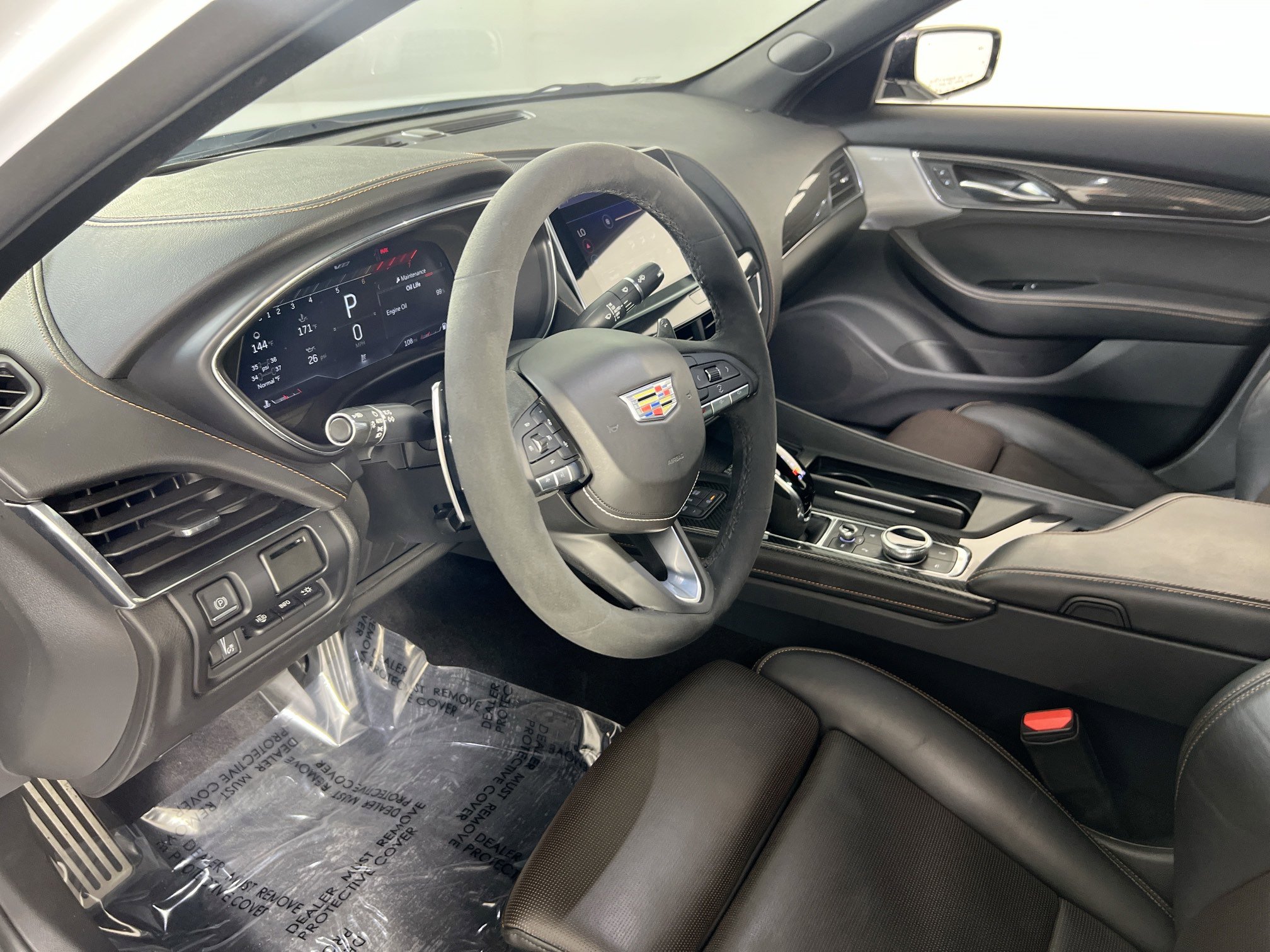 Used 2022 Cadillac CT5 V w/ Premium Package image 9