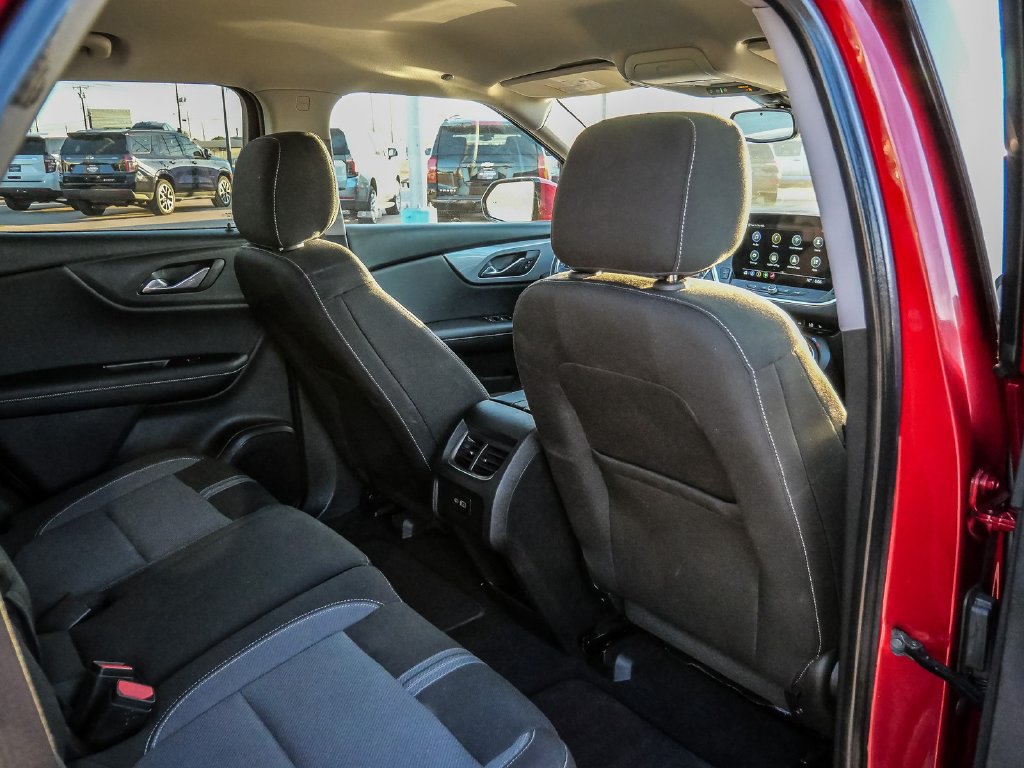 Used 2024 Chevrolet Blazer LT w/ Convenience Package FWD image 19