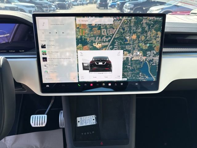 Used 2022 Tesla Model X Plaid image 14