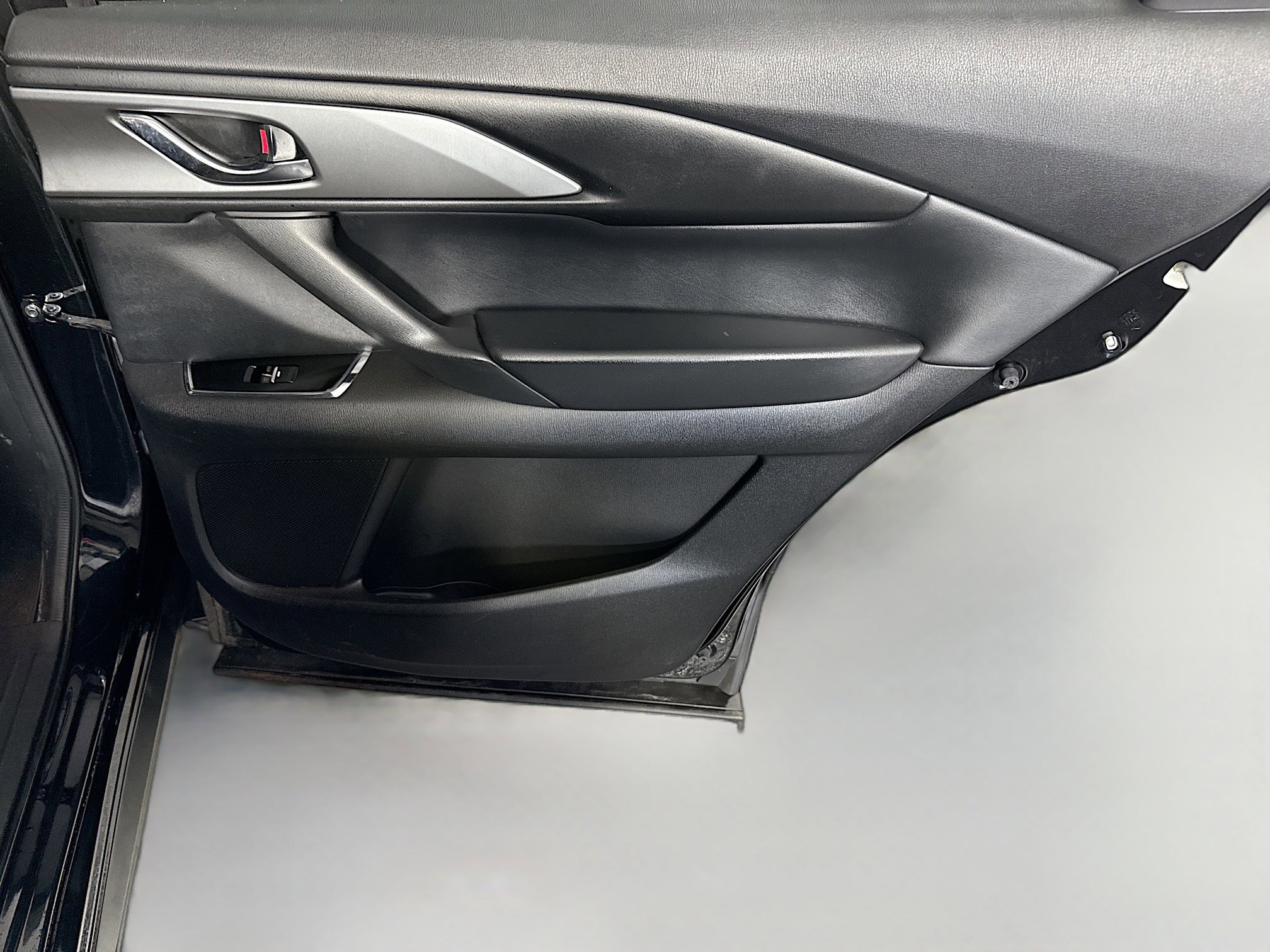 Used 2023 MAZDA CX-9 Touring image 28