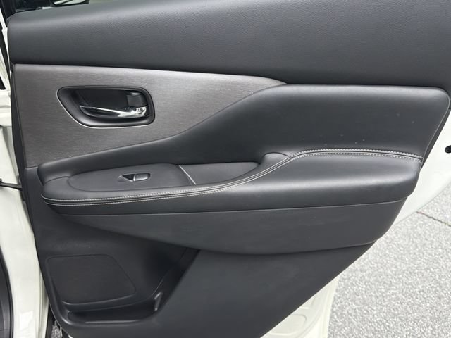 Used 2019 Nissan Murano SL w/ SL Technology Package FWD image 18