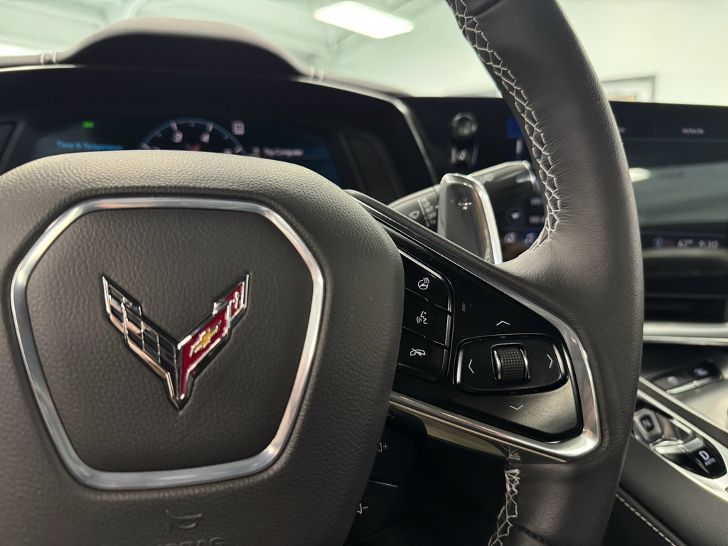 Used 2023 Chevrolet Corvette Stingray Preferred Conv w/ Z51 Performance Package RWD image 20