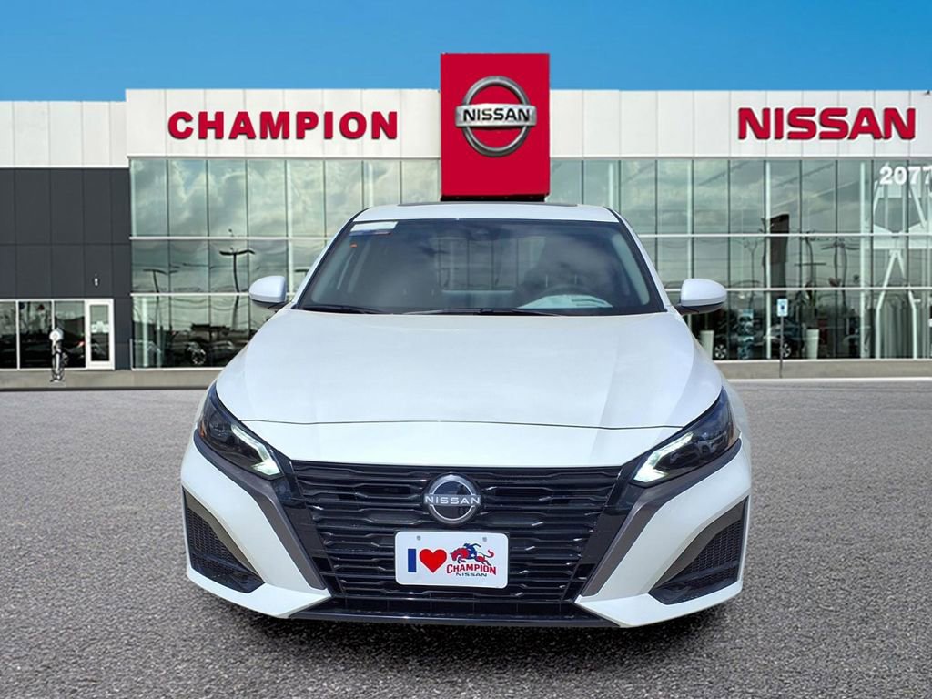 New 2026 Nissan Altima 2.5 SV w/ SV Premium Package FWD image 2