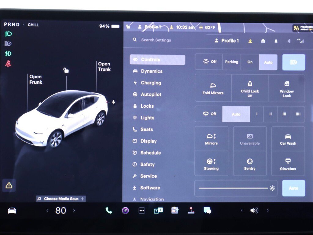 Used 2021 Tesla Model Y Long Range AWD/4WD image 21