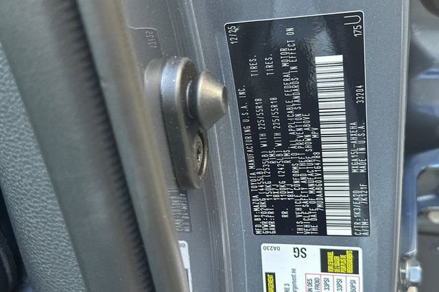 Used 2026 Toyota Corolla Cross XLE w/ Convenience Package image 31