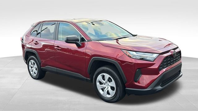 Used 2024 Toyota RAV4 LE image 29