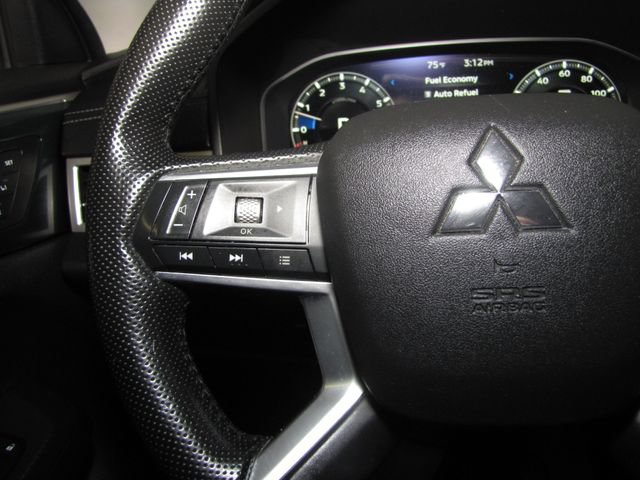 Used 2022 Mitsubishi Outlander SEL AWD/4WD image 6