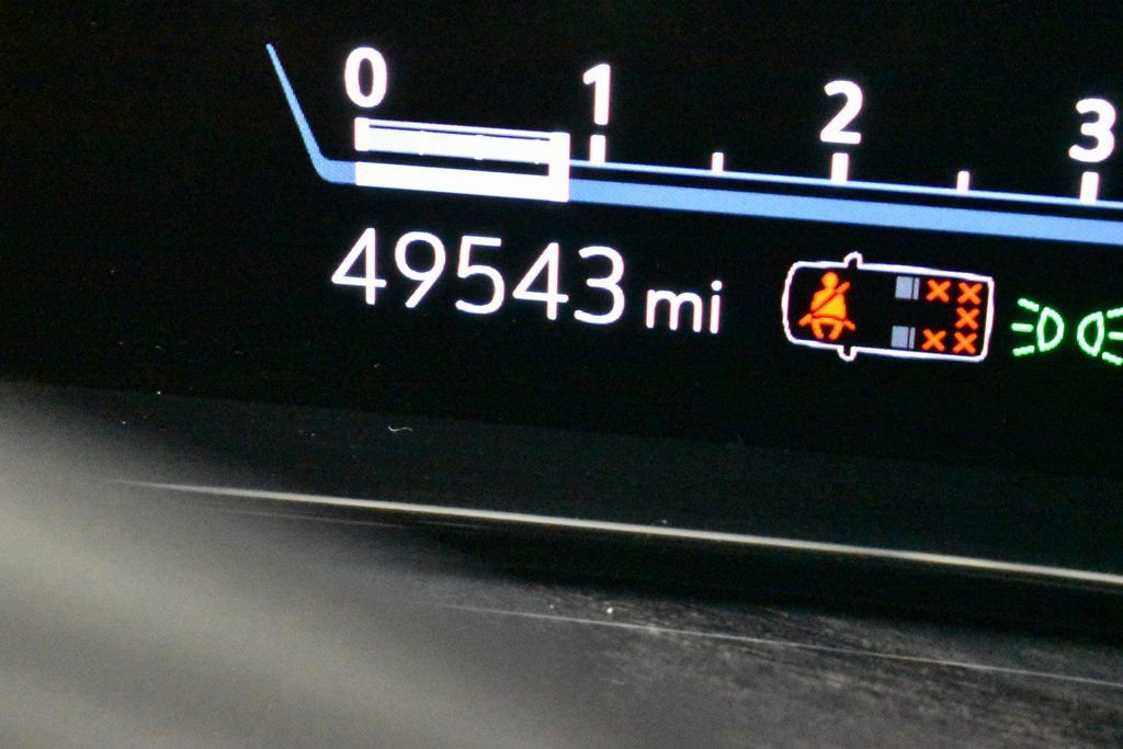 Used 2021 Cadillac Escalade Premium Luxury w/ LPO, Radiant Package image 22