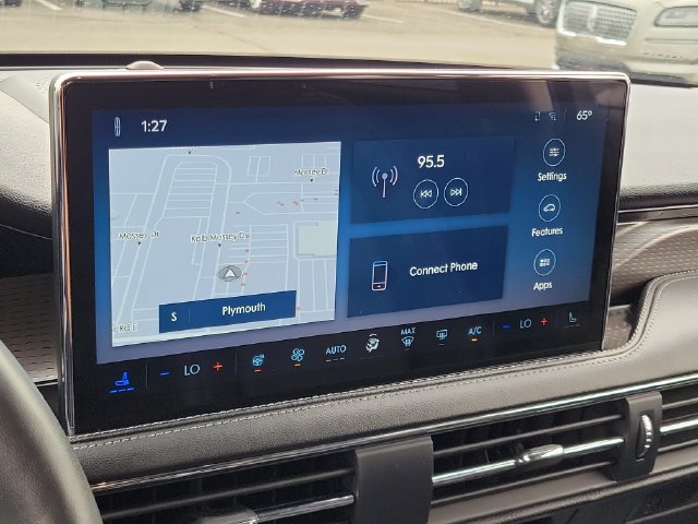 Used 2024 Lincoln Corsair Reserve w/ Equipment Group 201A AWD/4WD image 17