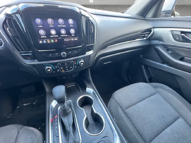 Used 2023 Chevrolet Traverse LT FWD image 3
