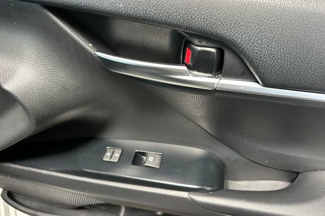 Used 2019 Toyota Camry SE w/ Audio Package FWD image 20