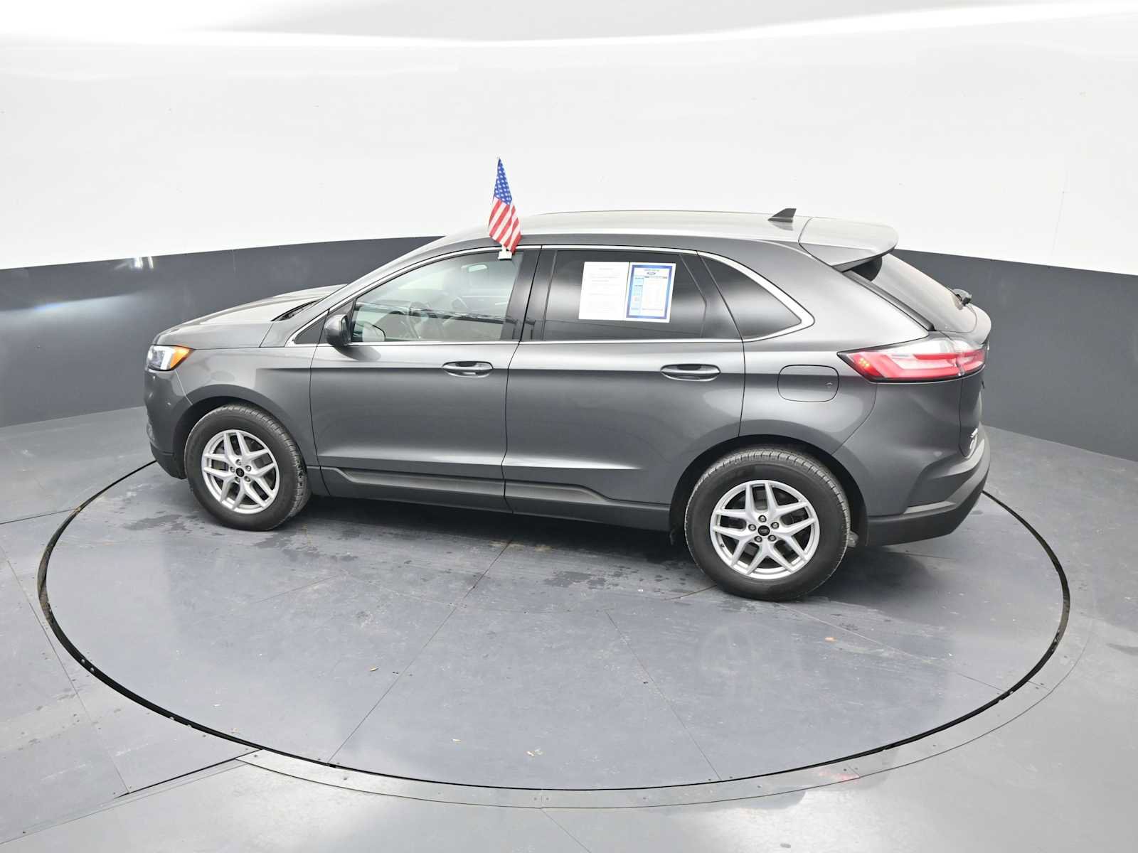 Used 2023 Ford Edge SEL AWD/4WD image 25
