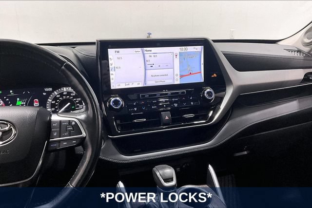 Used 2021 Toyota Highlander Platinum AWD/4WD image 12